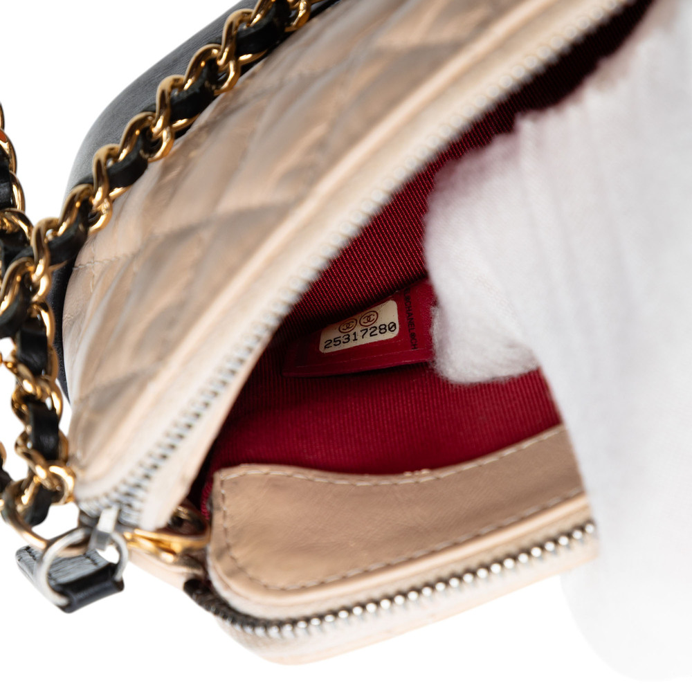 Pre-Loved Chanel Bicolor Aged Calfskin Gabrielle Double Zip Clutch with Chain - Picture 6 of 8